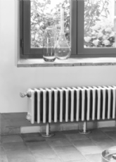 Radiateur horizontal eau chaude plinthe