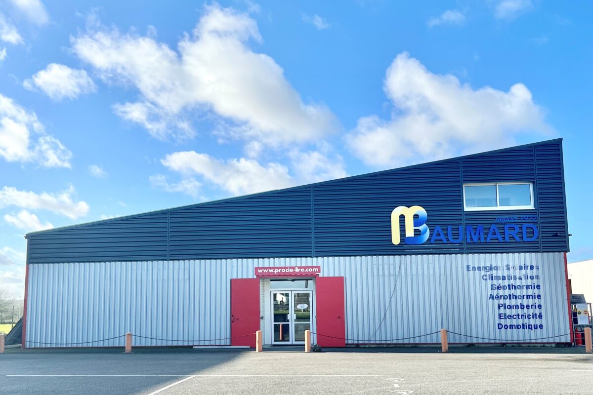 photo avec nouvelle enseigne