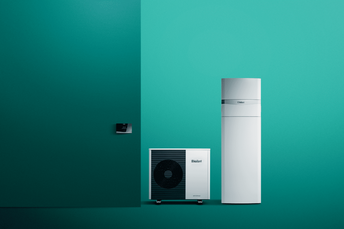 vaillant arotherm plus visuel fond vert 3