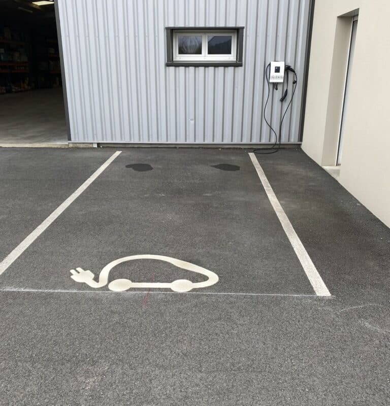 3211a239 7b94 4030 9bb8 cba66225a8f2 1 105 c