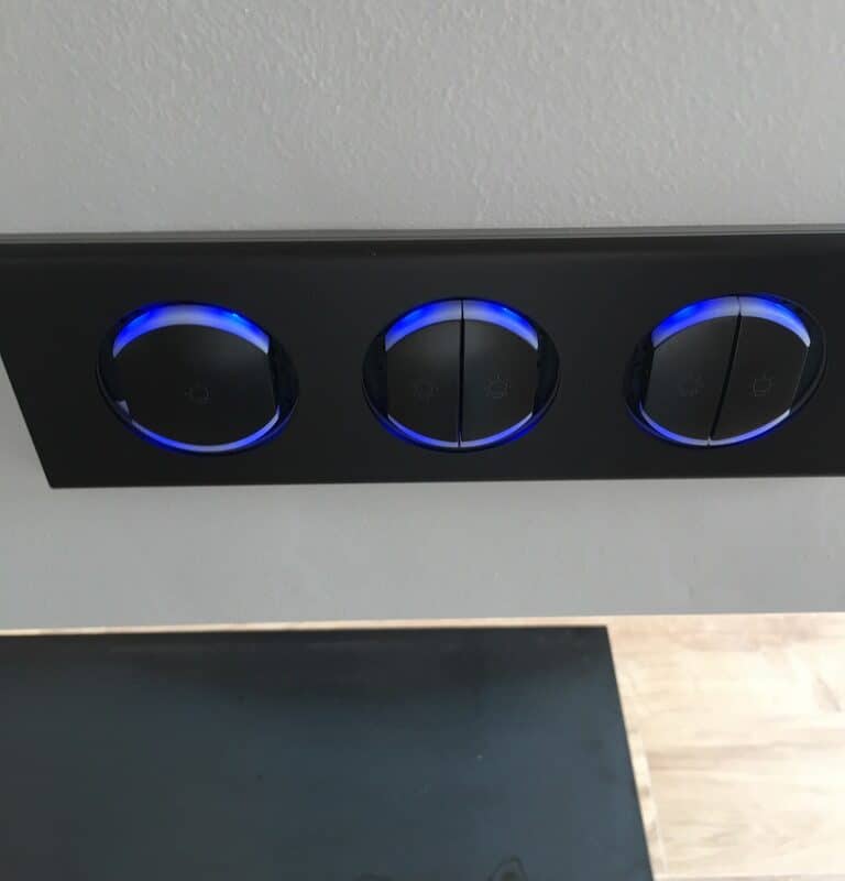 95e8e8a9 4f61 42f8 a225 4d90f0910e78 1 105 c