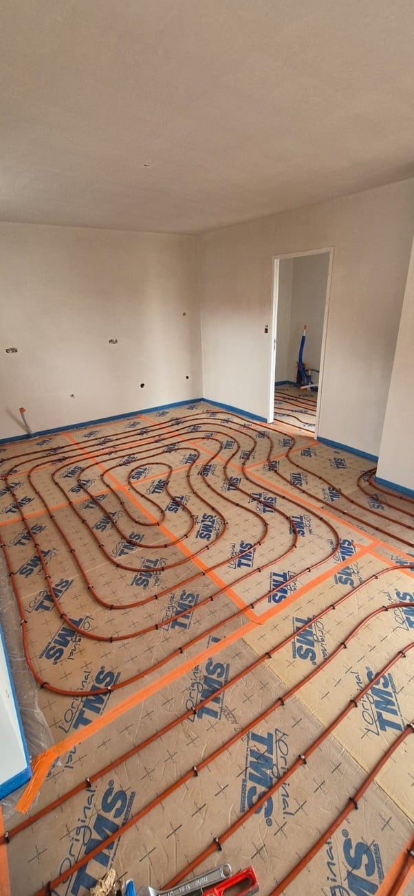 a56d51de 1fb2 4edb a723 f819c60ad753 1 105 c