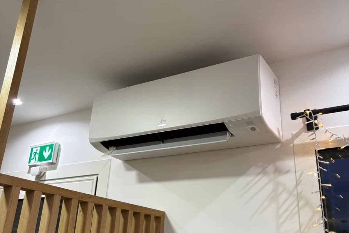 salon de coiffure droite